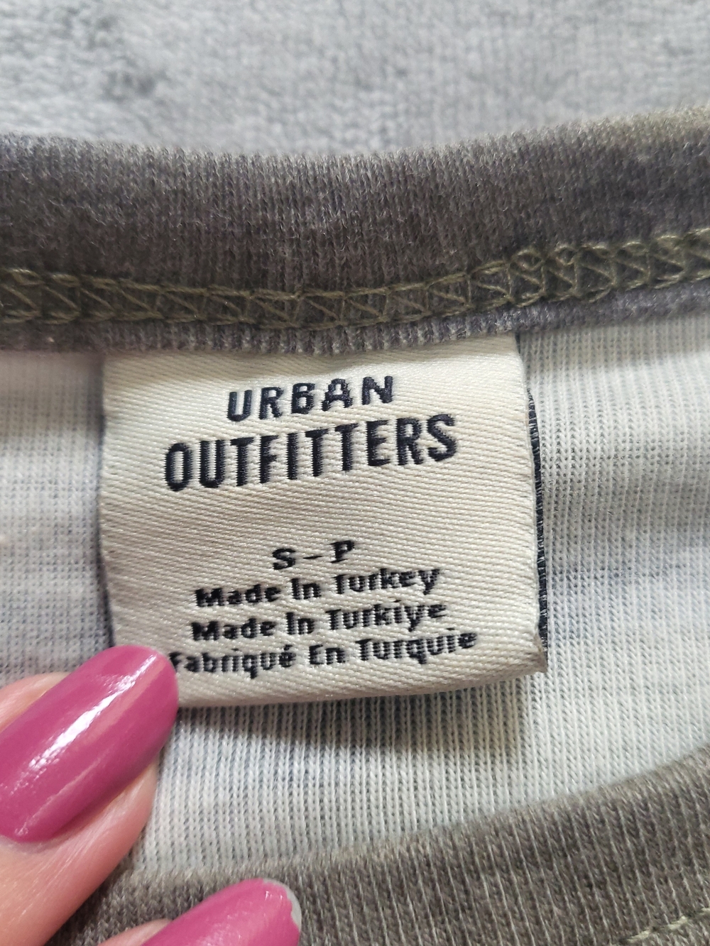Urban Outfitters Kids Camo NYC Star Tee - Green - Picture 3 of 4